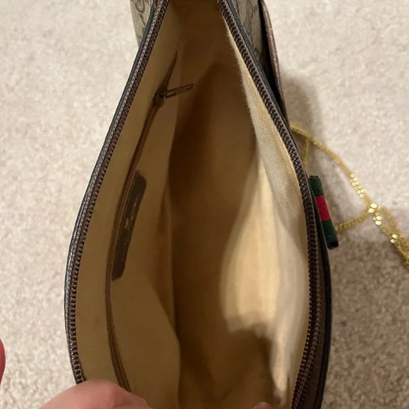 Gucci Brown and Tan Crossbody Bag with Iconic Design - Picture 7 of 8